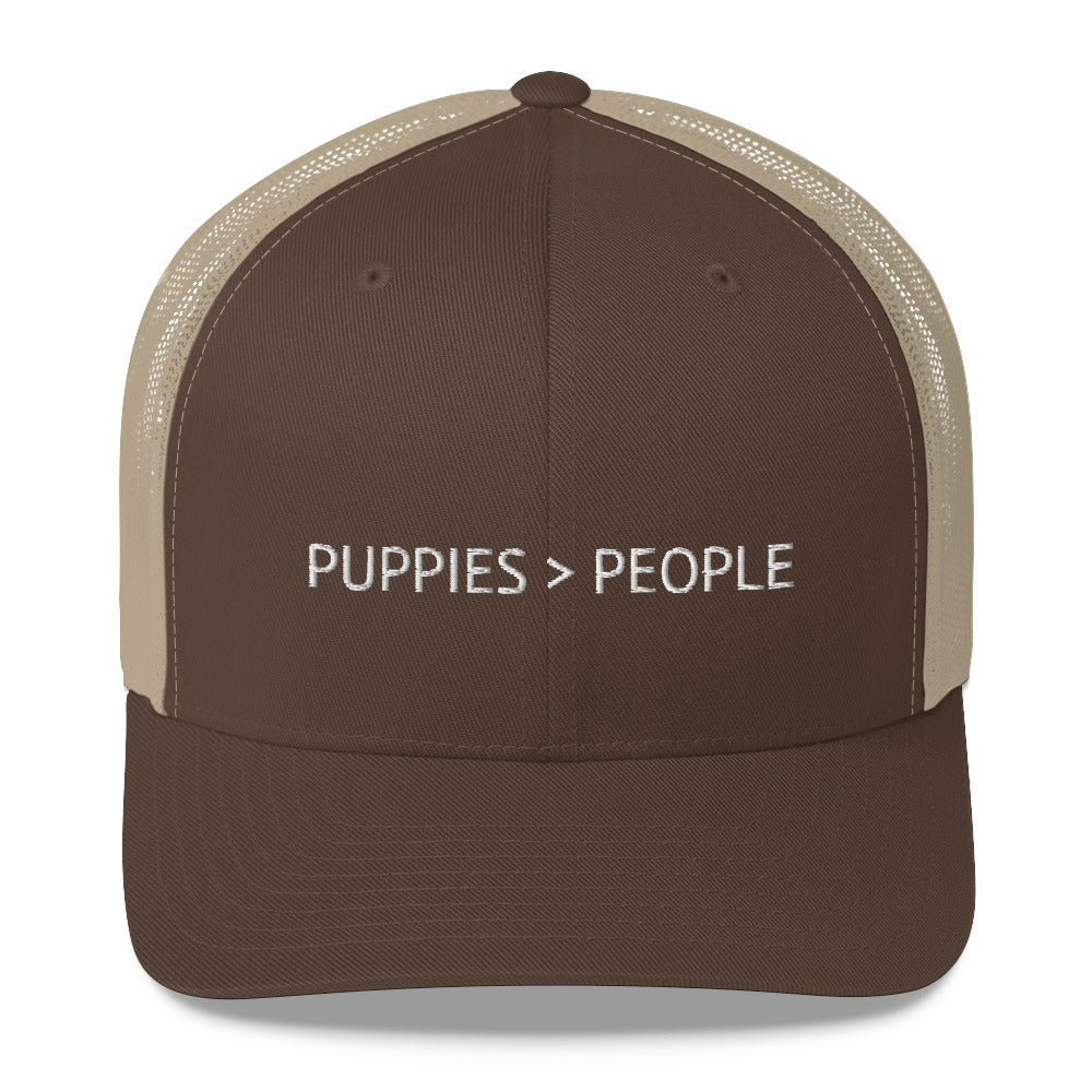 Puppies > People Trucker